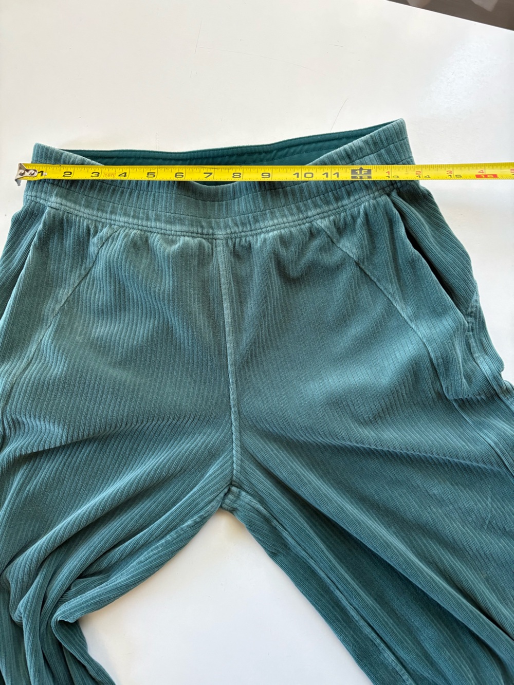 Lululemon Scuba Mid-Rise Wide-Leg Pant *Velvet Cord 6 - Picture 9 of 11